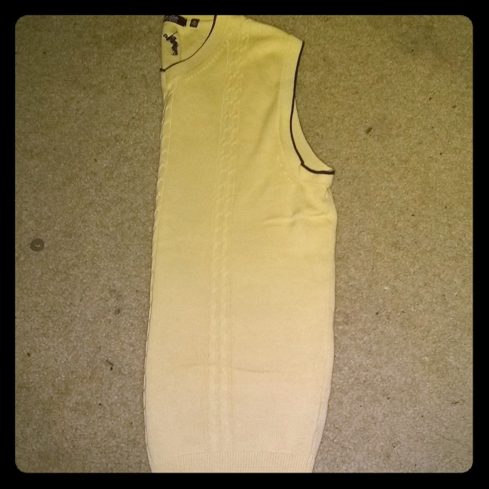 Vintage yellow sweater vest